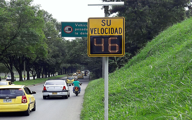 Menos Accidentes Viales en las Calles de Medellín